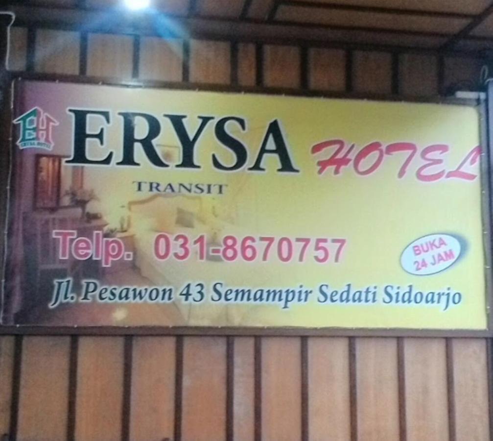 Hotel Erysa Juanda Sedati Esterno foto